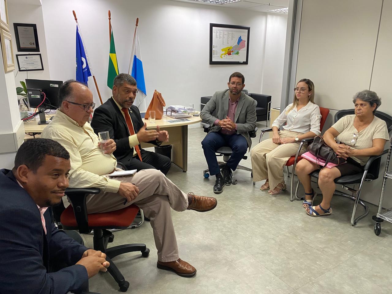 Reunião institucional